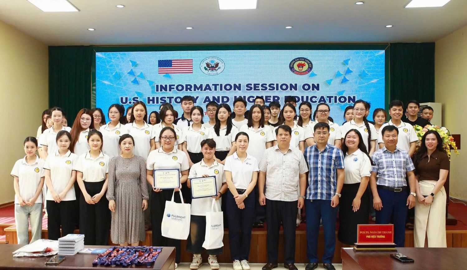 Giới thiệu các chương trình du học tại Hoa Kỳ: Mở rộng cơ hội hội nhập quốc tế cho sinh viên Trường Đại học Hồng Đức
